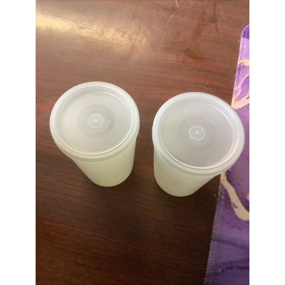 TUPPERWARE Salt/Pepper/Spice Millionaire Line #102 w/Lid #294 Vintage